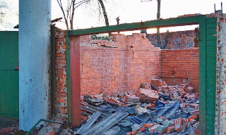 Демонтаж гаражей в Каспийске, цена от 1757 руб. – услуги под ключ от 2Землекопа-Ксп