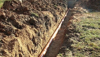 Копка траншей для водопровода в Каспийске: цена за метр от 930 руб.